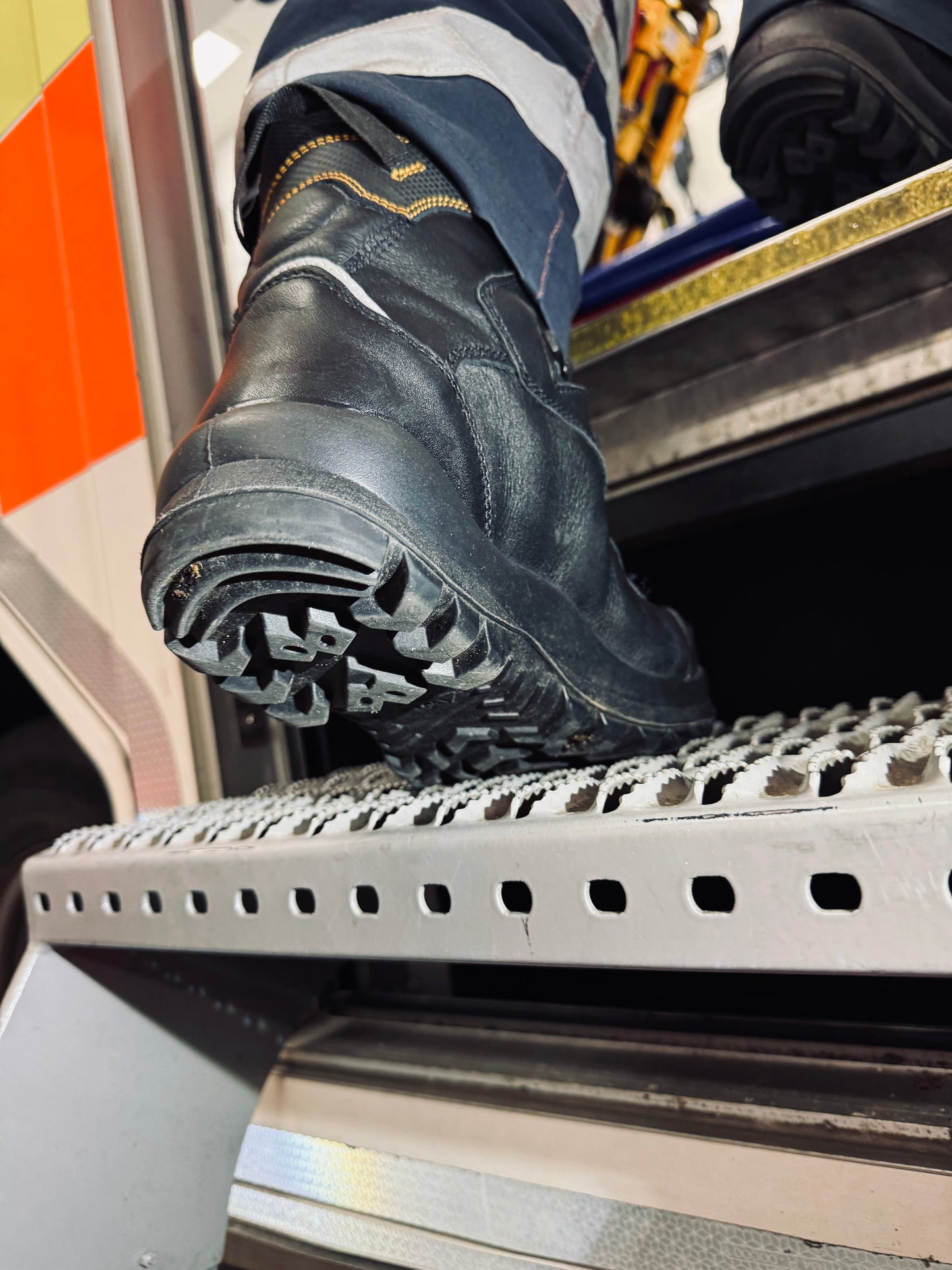 Einsatzstiefel Rescue Pro von VÖLKL